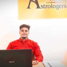 astrologerImage