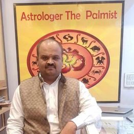 astrologerImage