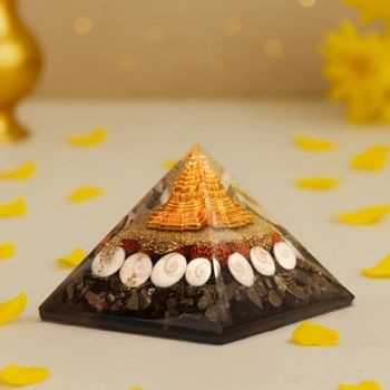 Lakshmi Yantra Pyramid_img
