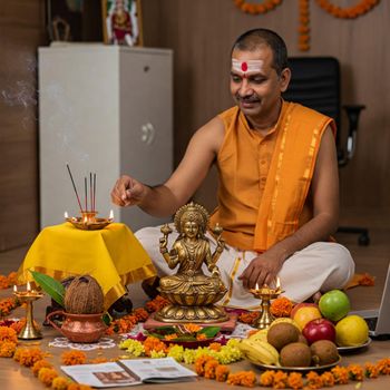 Vyapar Vriddhi Pooja (Business Growth)_img
