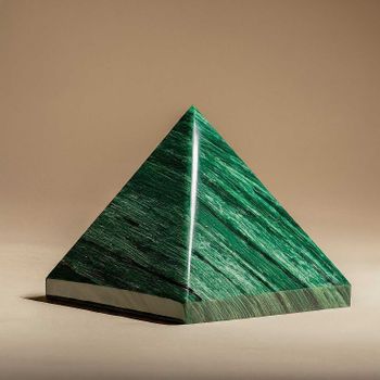 Amazonite Pyramid_img